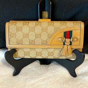 Gucci Guccisma Wallet